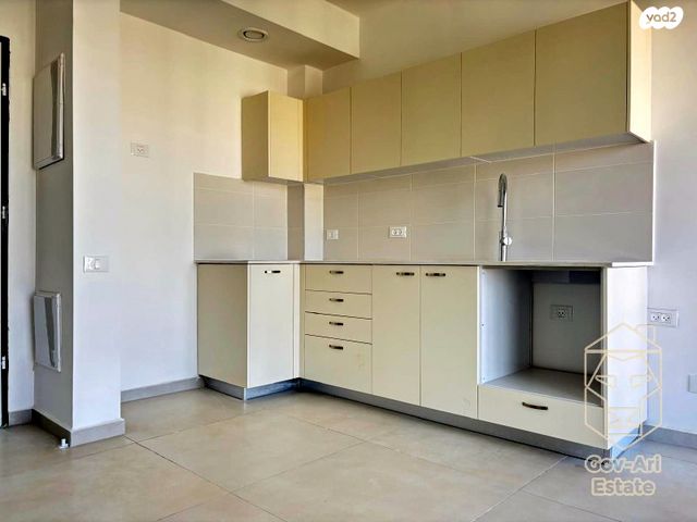 דירה, גולומב, רמת שרת, ירושלים