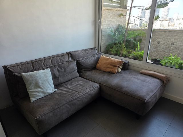 גג/ פנטהאוז, הרצל 82, עצמאות יוספטל, בת ים