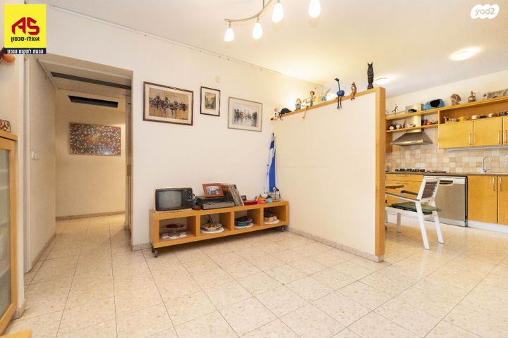 דירה, רעננה