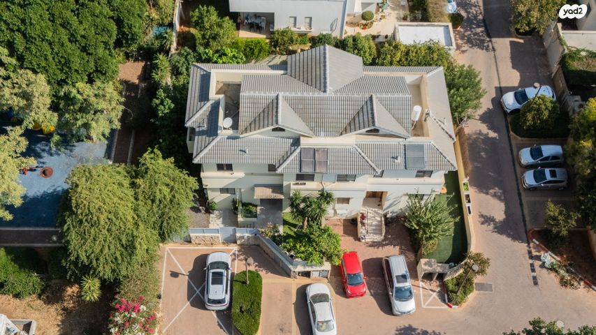 בית פרטי/ קוטג', אליעזר בן יהודה, הוד השרון