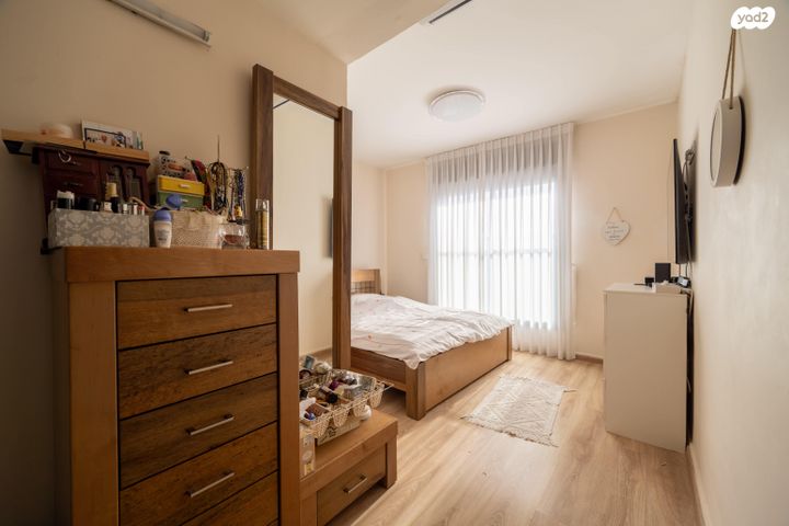 גג/ פנטהאוז, לודיוב 3, פתח תקווה