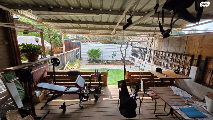 דירה, א.ד. גורדון, טירת כרמל