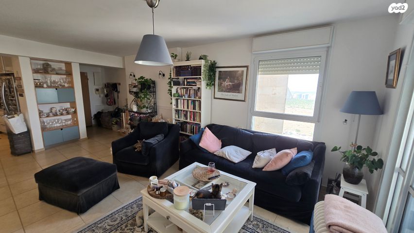 דירה, ככר חטיבת הראל, המגינים, מודיעין מכבים רעות