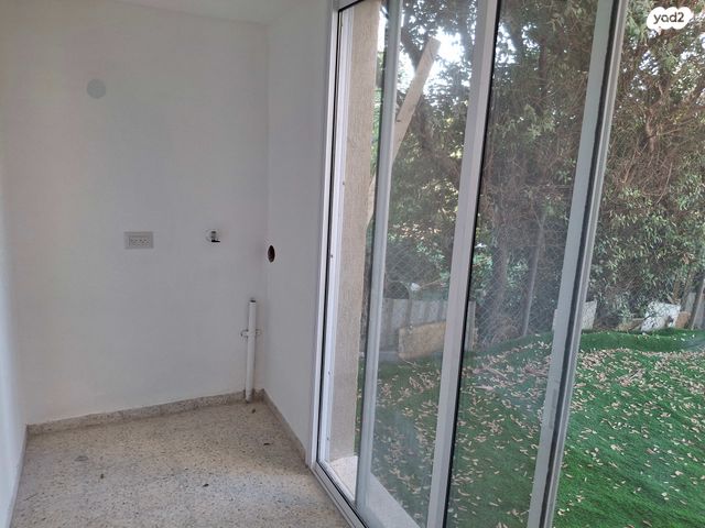 דו משפחתי, מטולה