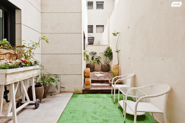 דירה, קרליבך 4, גני שרונה, קרית הממשלה, תל אביב יפו