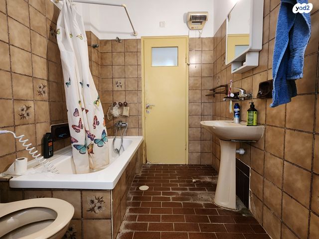 גג/ פנטהאוז, הנדיב 35, מרכז, הרצליה