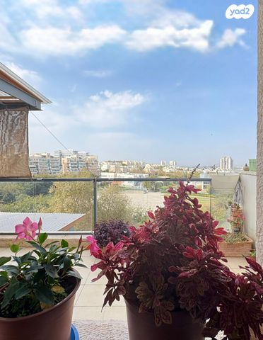 דירה, עמק האלה, הכרמים, מודיעין מכבים רעות