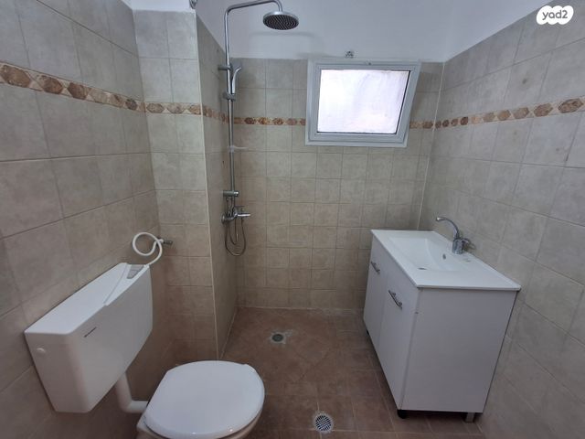 דו משפחתי, מטולה