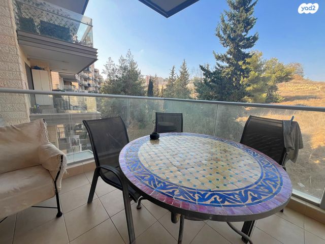 דירה, גרשון אבנר 6, ארמון הנציב, תלפיות מזרח, ירושלים