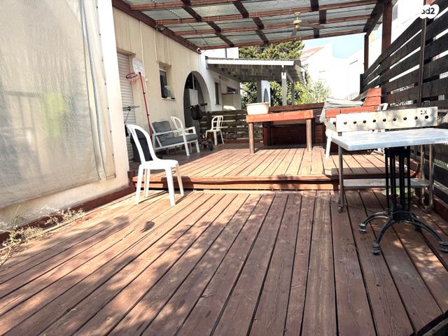 דירת גן, גבעת יערה, יקנעם עילית