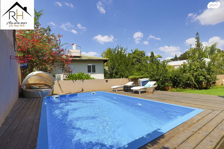 בית פרטי/ קוטג', הפרג, אורנית