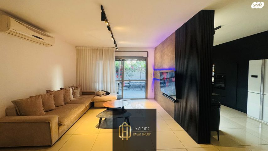 מאיר אריאל 5