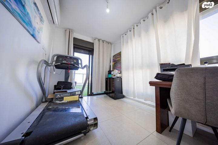 גג/ פנטהאוז, דובב מישרים / רמת בית שמש ד-1, בית שמש