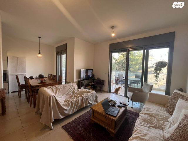 דירה, גרשון אבנר 6, ארמון הנציב, תלפיות מזרח, ירושלים