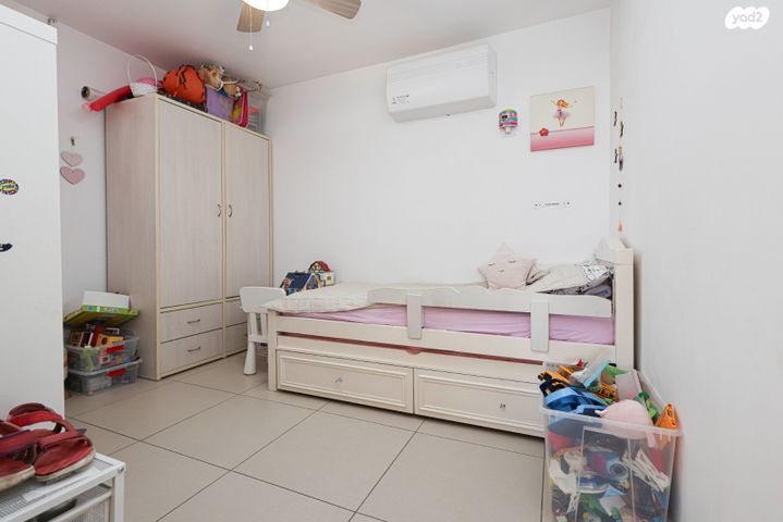 דירה, רמת אמיר, קדימה צורן