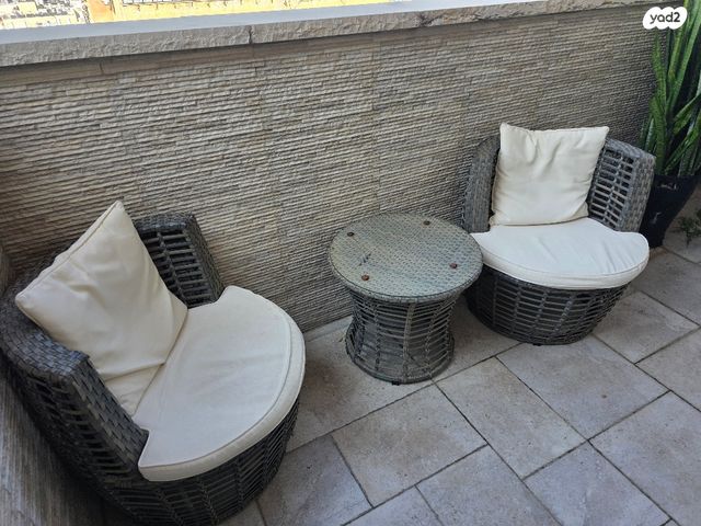 גג/ פנטהאוז, הרצל 82, עצמאות יוספטל, בת ים