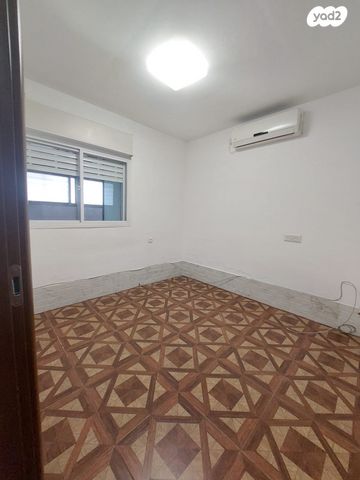 דירת גן, גני אביב, לוד