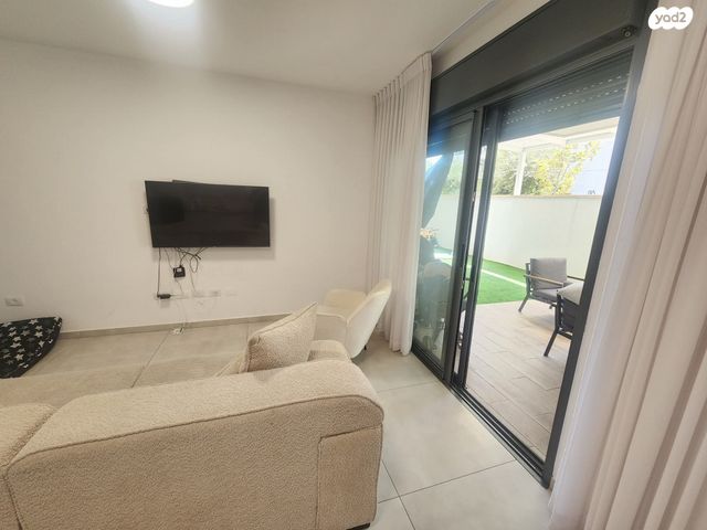 דירת גן, חיים לסקוב 5, נאות שמיר, רמלה