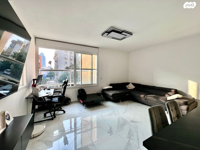 דירה, שדרות חיים וייצמן 105, צפון מערב מרכז העיר, נתניה