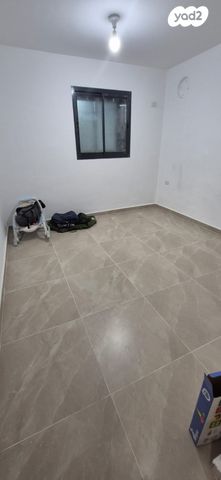 דירה, אריה אלטמן, יד אליהו, תל אביב יפו