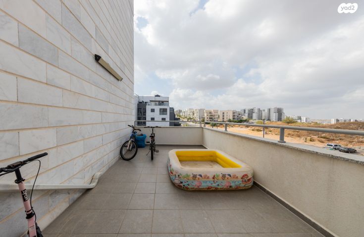 דירה, אליהו הנביא, פסגות אפק, ראש העין