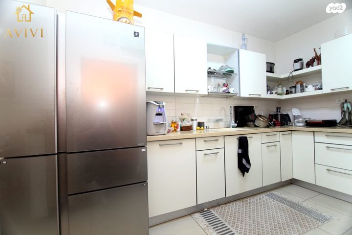 דירה, שדרות בגין 52, נוף הדר, כפר יונה