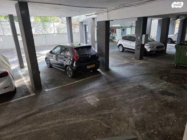 גג/ פנטהאוז, הרצל 82, עצמאות יוספטל, בת ים