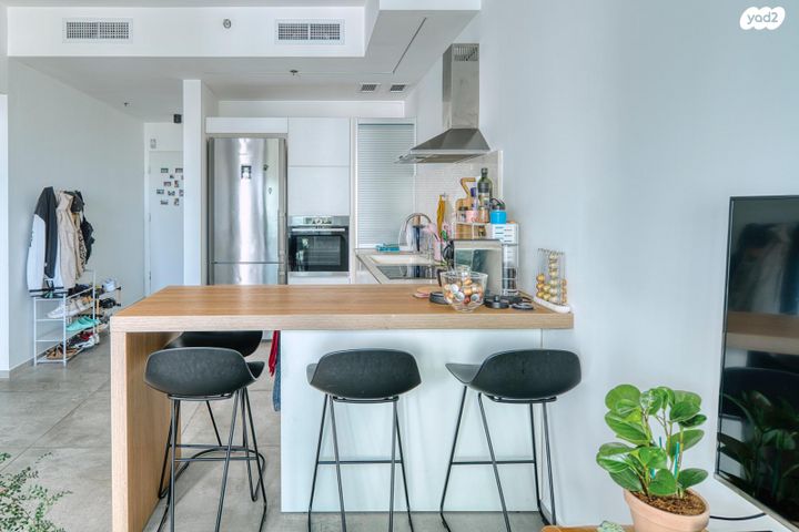 דירה, דרך מנחם בגין 144, מונטיפיורי, הרכבת, תל אביב יפו