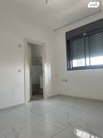 דירה, נווה יהושע, נווה יהושע, ערמונים, רמת גן