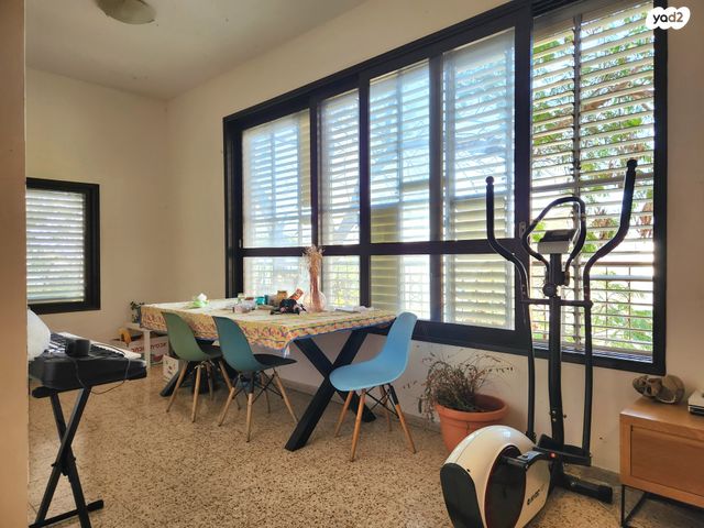 גג/ פנטהאוז, הנדיב 35, מרכז, הרצליה