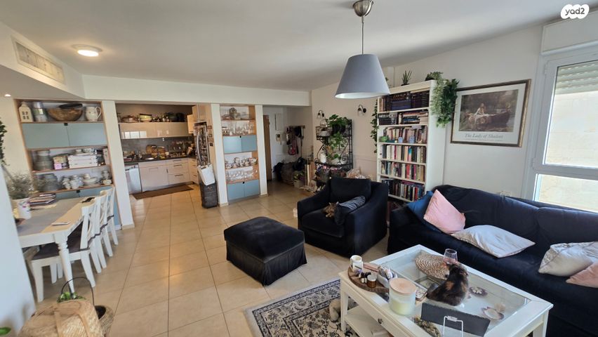 דירה, ככר חטיבת הראל, המגינים, מודיעין מכבים רעות