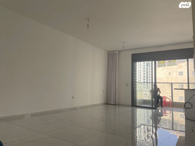 דירה, נווה יהושע, נווה יהושע, ערמונים, רמת גן