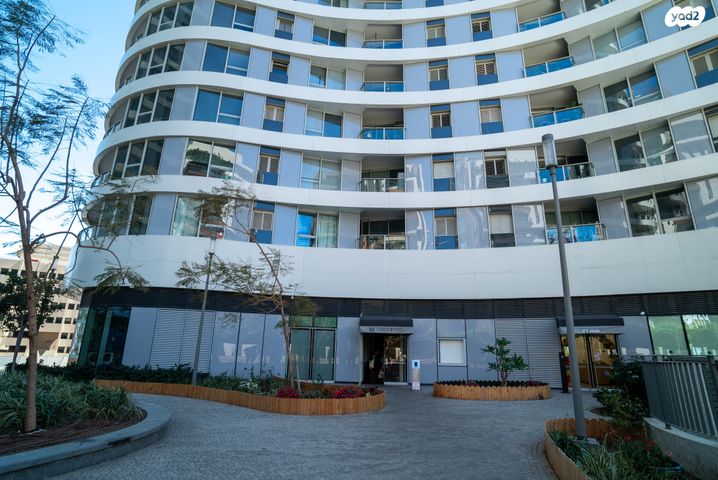 דירה, החשמונאים 98, גני שרונה, קרית הממשלה, תל אביב יפו