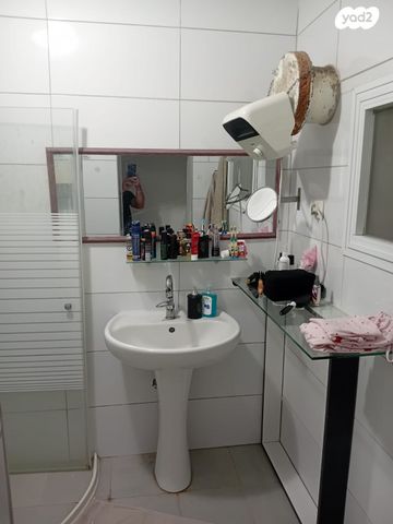 בית פרטי/ קוטג', עין התכלת, נעורים, ערד