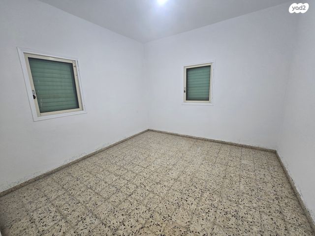 דירה, הרצל 38, מרכז העיר, חדרה