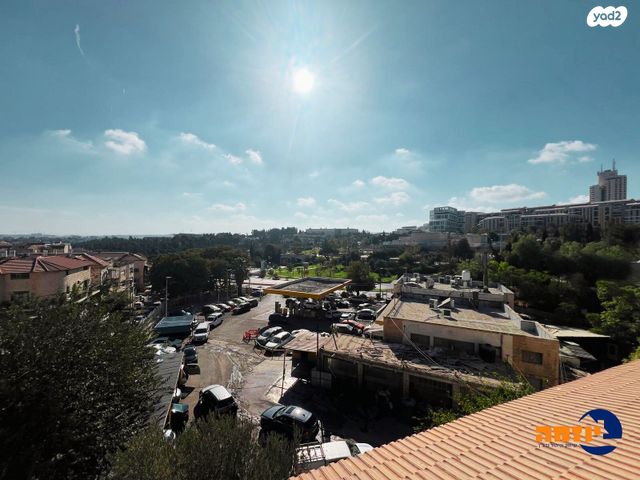 דירה, חכם שלום, מחנה יהודה - לב העיר, ירושלים