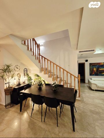 גג/ פנטהאוז, עמק החולה, מודיעין מכבים רעות