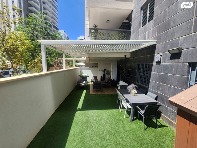 דירת גן, חיים לסקוב 5, נאות שמיר, רמלה