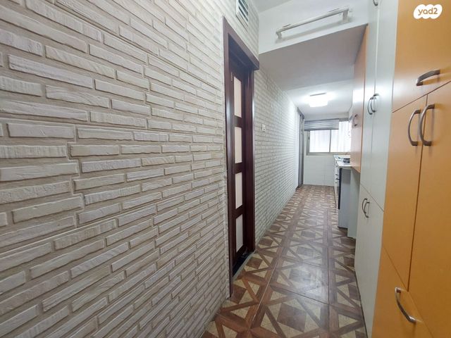 דירת גן, גני אביב, לוד