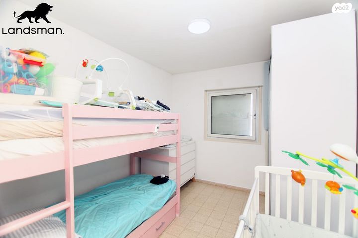 דירה, הרב זוארץ פריג'ה 18, נאות גנים, נתניה