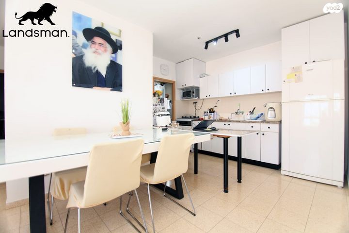 דירה, הרב זוארץ פריג'ה 18, נאות גנים, נתניה