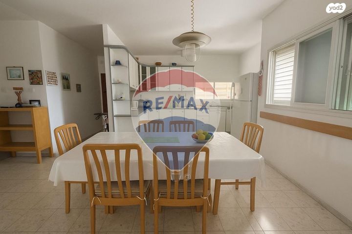 דירה, שדרות חיים וייצמן, נתניה