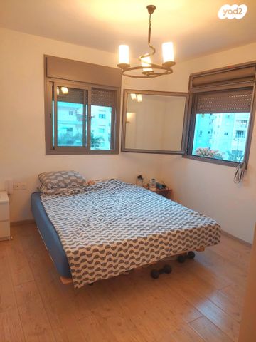 דירה, הרב יעקב ברמן 2, רחובות המדע, רחובות