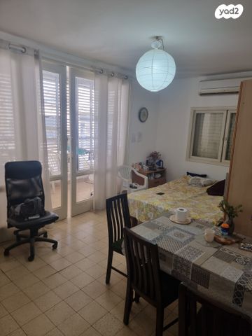 דירה, התנאים, שכונת הלל, רמת גן