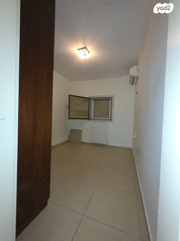 דירה, קורץ, ירושלים