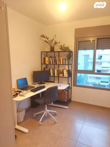 דירה, הרב יעקב ברמן 2, רחובות המדע, רחובות