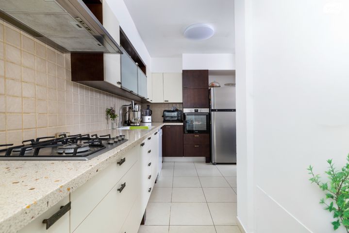 דירת גן, סביוני נצר סירני, נס ציונה