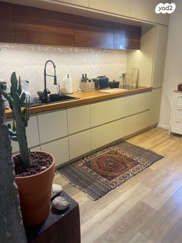 בית פרטי/ קוטג', עמק הנשר, גדרה