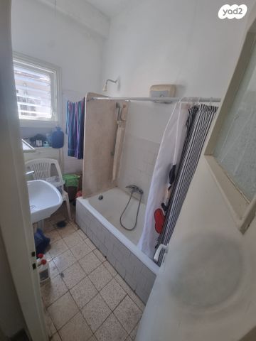 דירה, התנאים, הר שלום, בני ברק