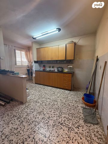 דירה, קרן היסוד, רמת אשכול, מגדל העמק